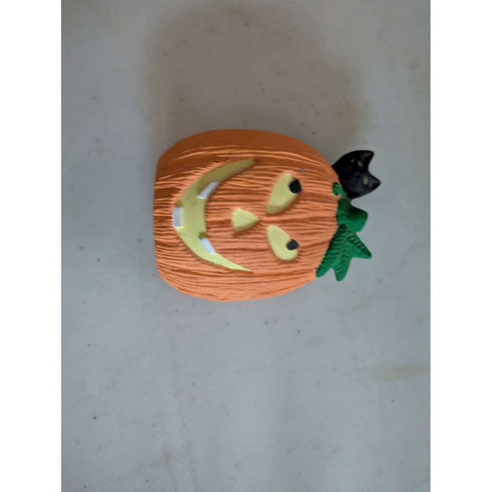 Vintage Halloween Pumpkin Jack-O-Lantern Figurine with Black Cat Decoration